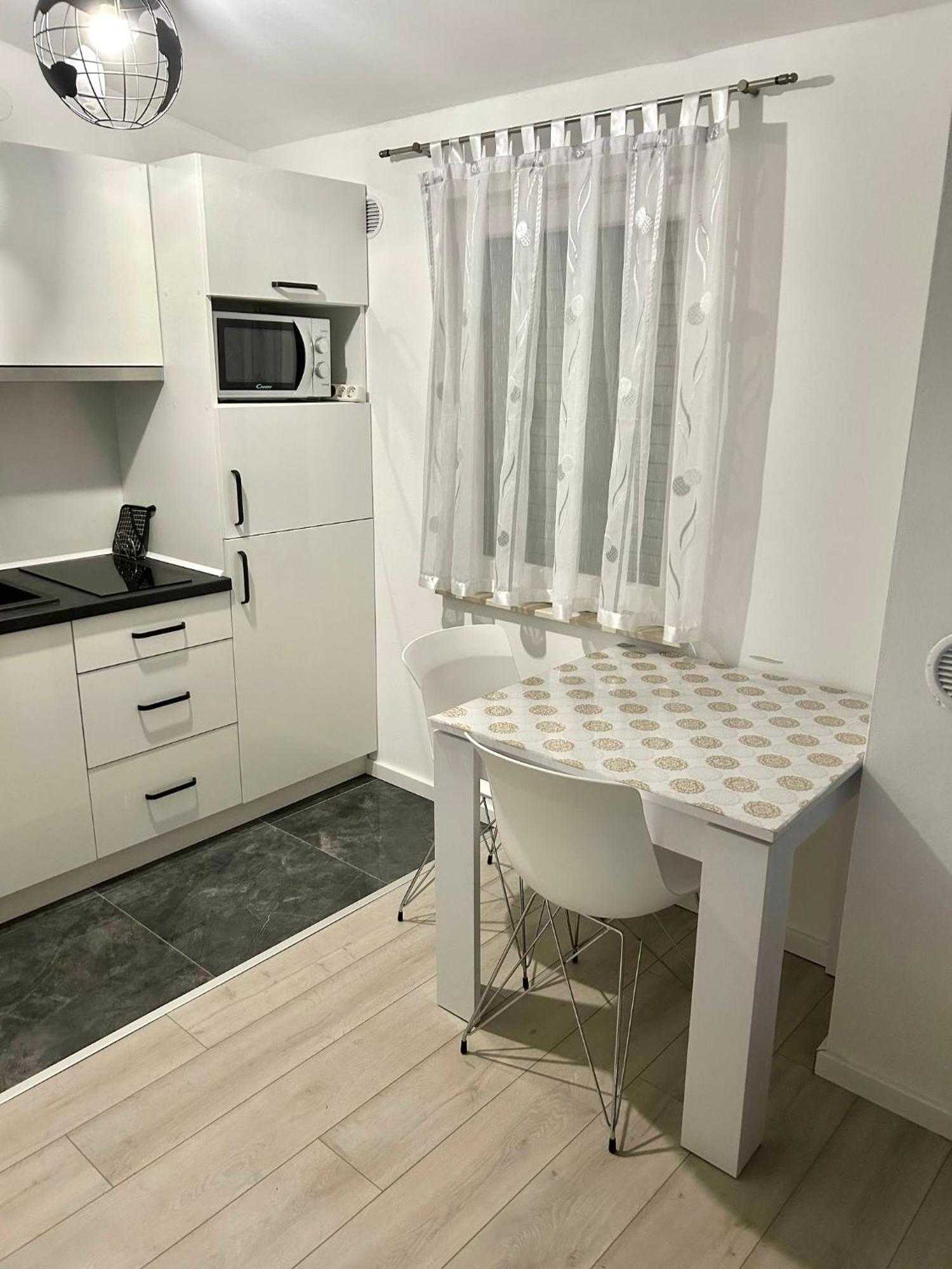 Apartmani Kid Vir Exteriör bild