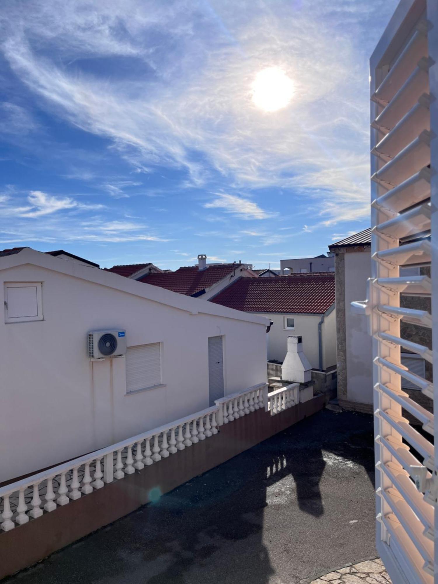 Apartmani Kid Vir Exteriör bild