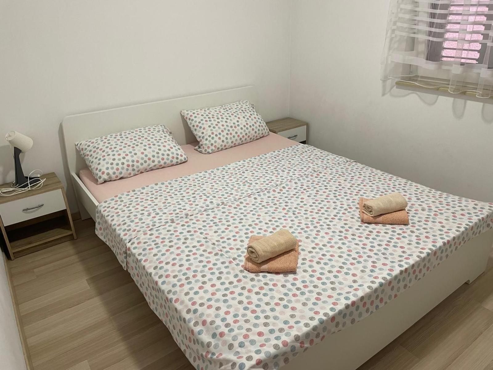 Apartmani Kid Vir Exteriör bild